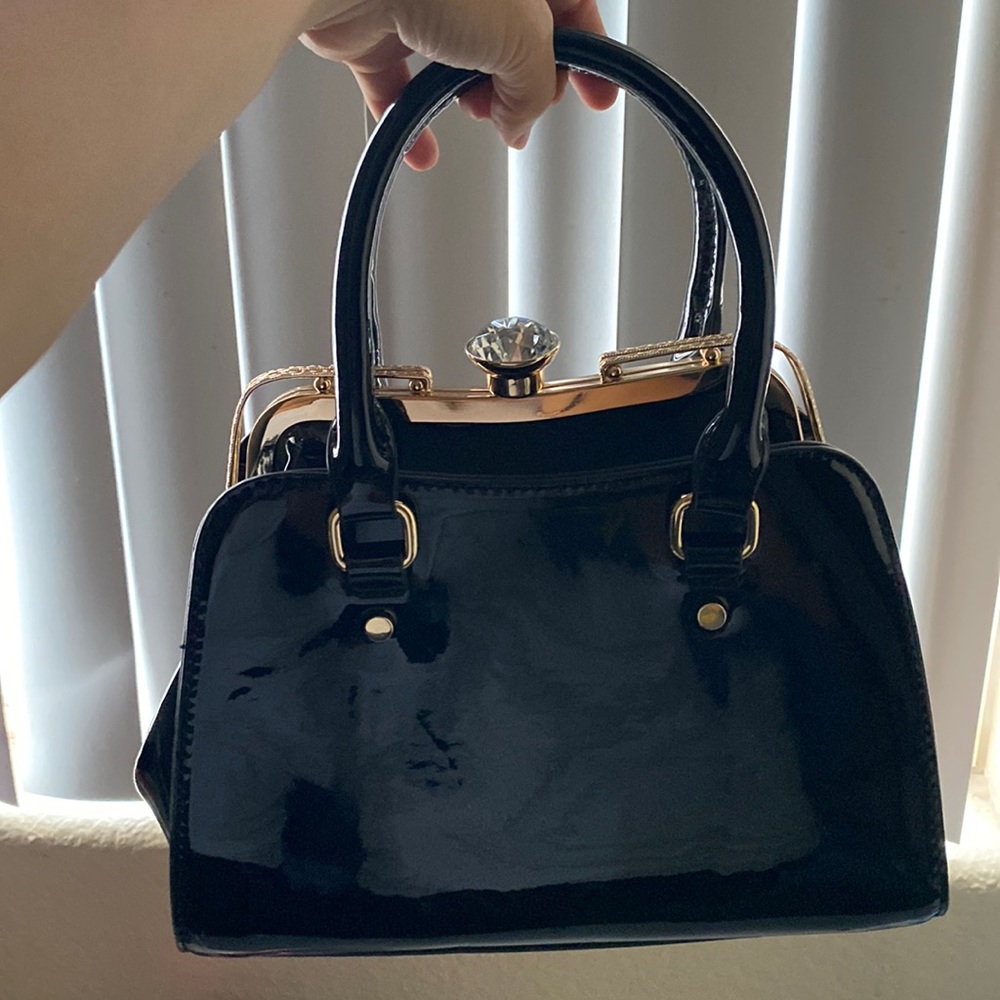 Black Purse